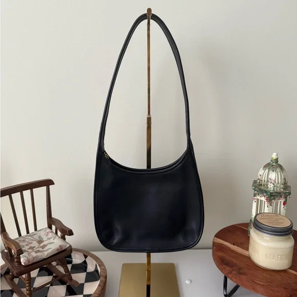 ☆美品・シリアル付☆COACH Ergo 9020 ホーボー ショルダーバッグ Extremely Rare Made In USA Old Coach 9020 One Shoulder Dark Brown